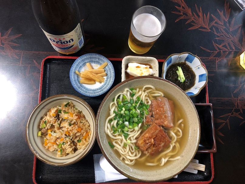 沖縄で社員旅行-01